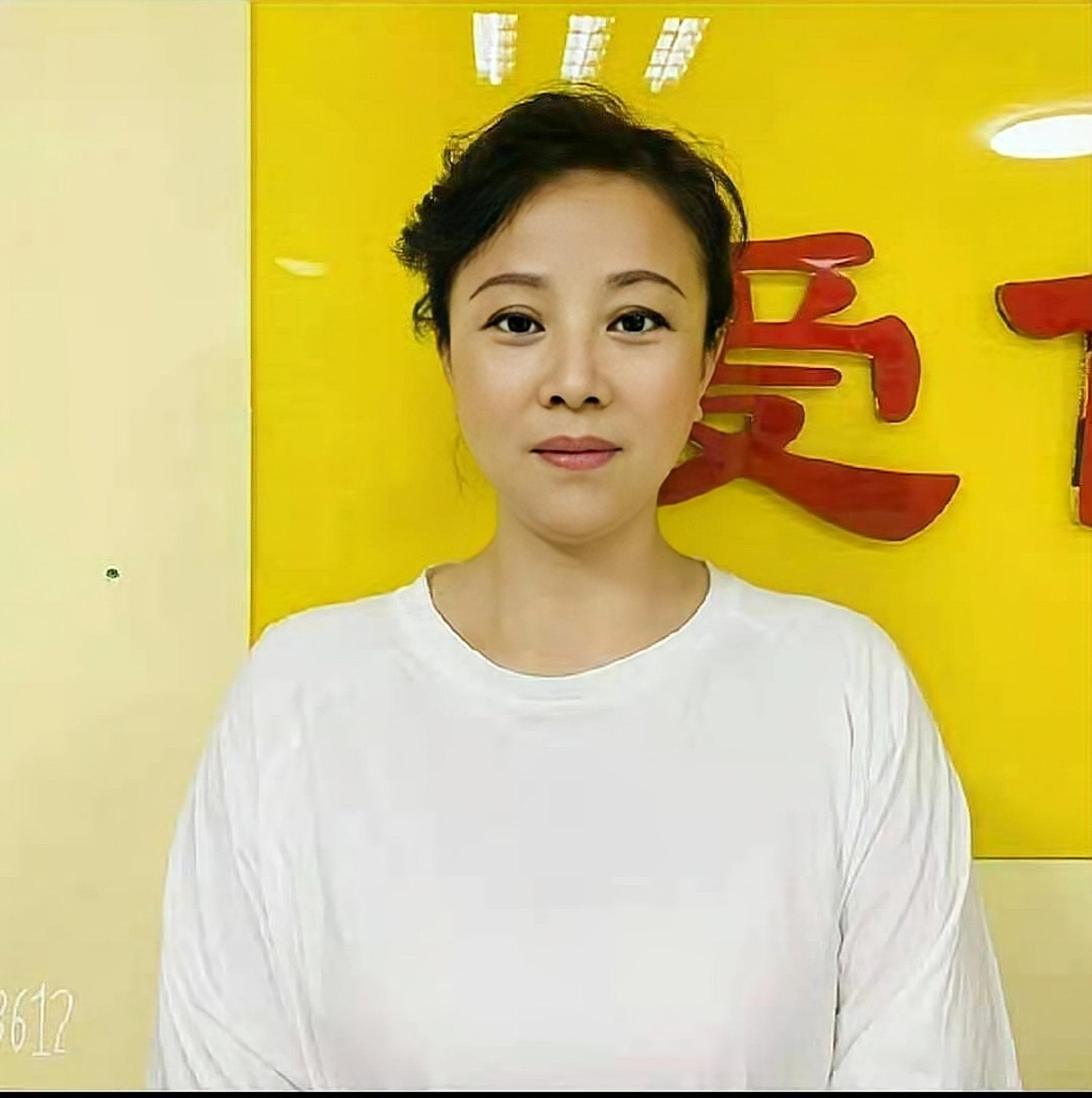 護工是照顧老人的重要角色（護工照顧老人時(shí)可能面臨各種挑戰）